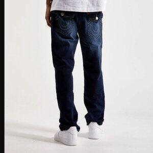 TRUE RELIGION RICKY STRAIGHT JEAN 32 / 32" - BNWT